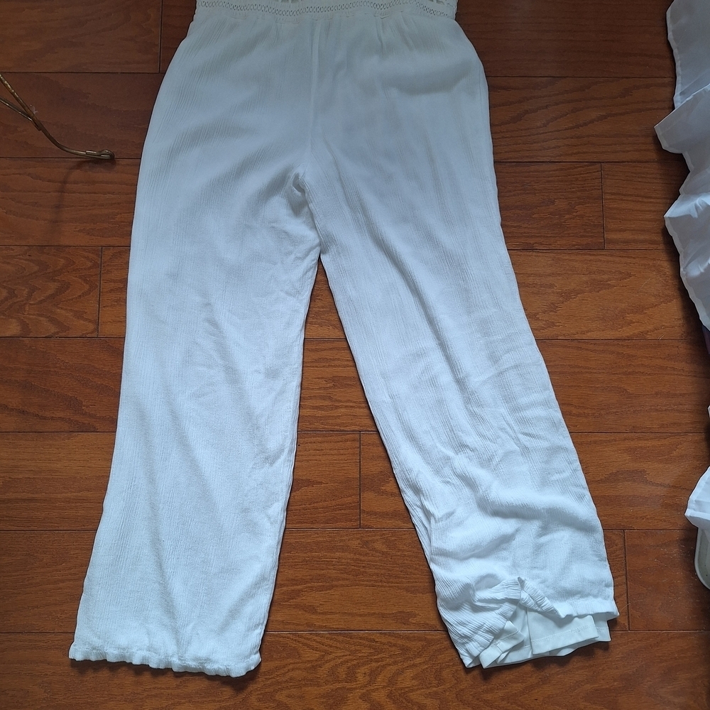 Alyx Wide Leg White Pants - Picture 2 of 15